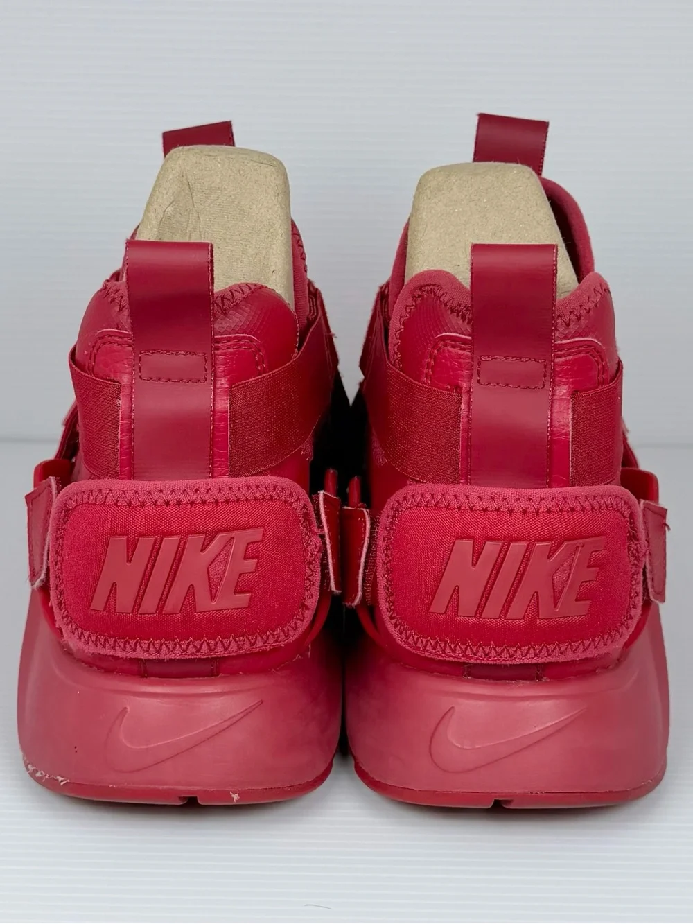 Nike Air Huarache City GS Gym Red Shoes 7Y Women’s 8.5 AJ6662-601